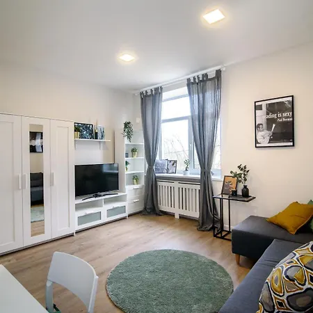 Apartment Modern 1br / Near Gates Of Dawn / Special Offer *